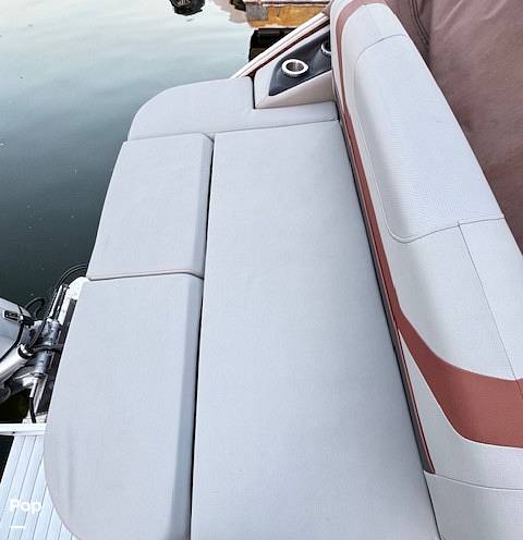 Slide: The Image of Bennington 21 SSBX 2022 - 15856471