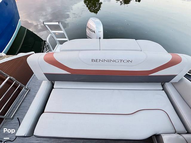 Slide: The Image of Bennington 21 SSBX 2022 - 15856472