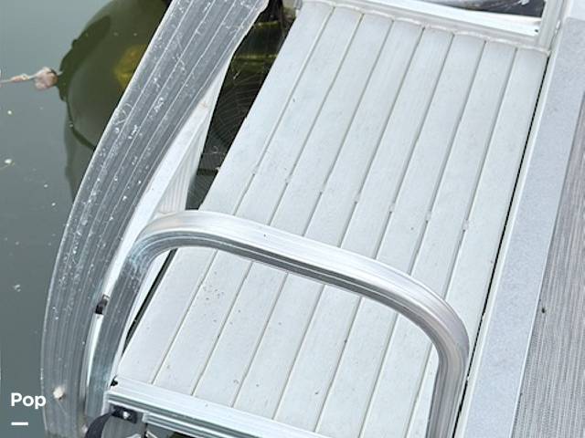 Slide: The Image of Bennington 21 SSBX 2022 - 15856481