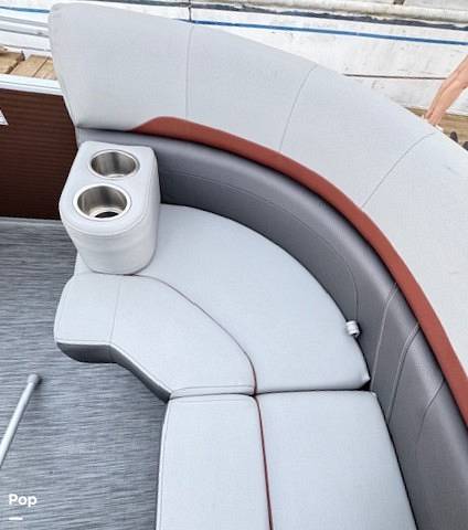 Slide: The Image of Bennington 21 SSBX 2022 - 15856484