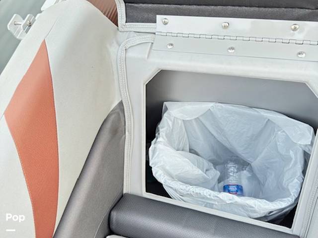 Slide: The Image of Bennington 21 SSBX 2022 - 15856492