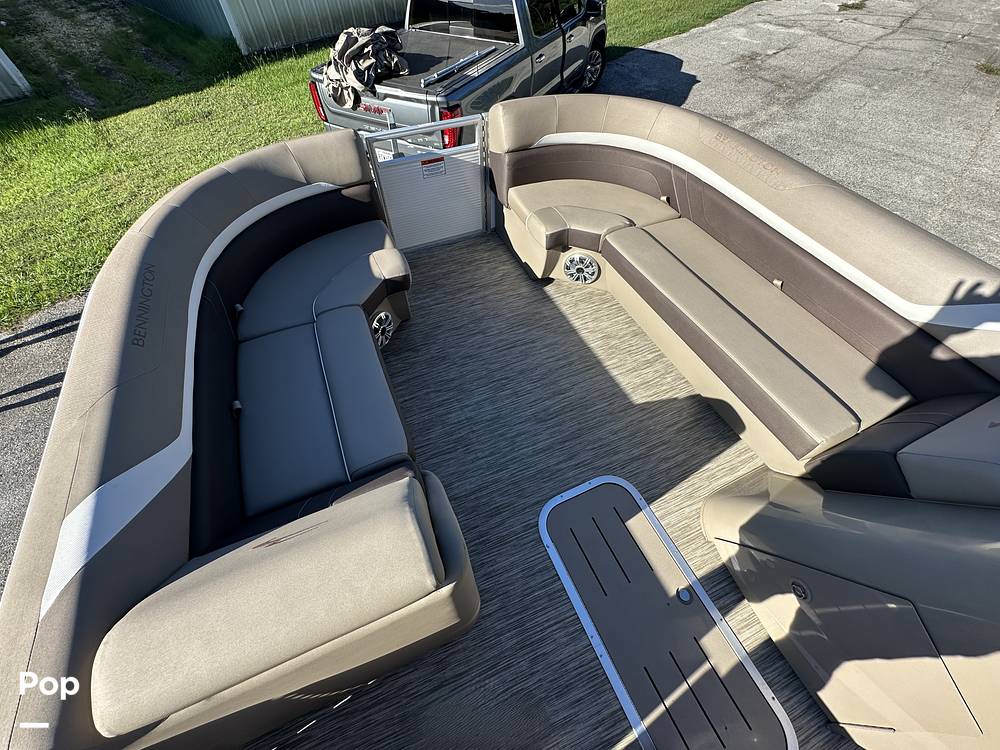 Slide: The Image of Bennington 21 SSX 2020 - 5