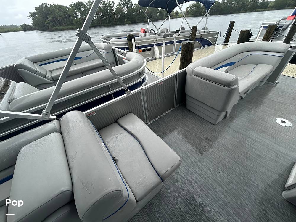 Slide: The Image of Bennington 22 SS 2023 - 15633974