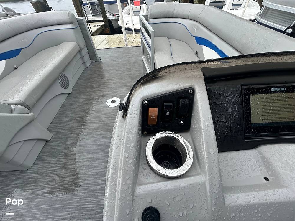 Slide: The Image of Bennington 22 SS 2023 - 15633981