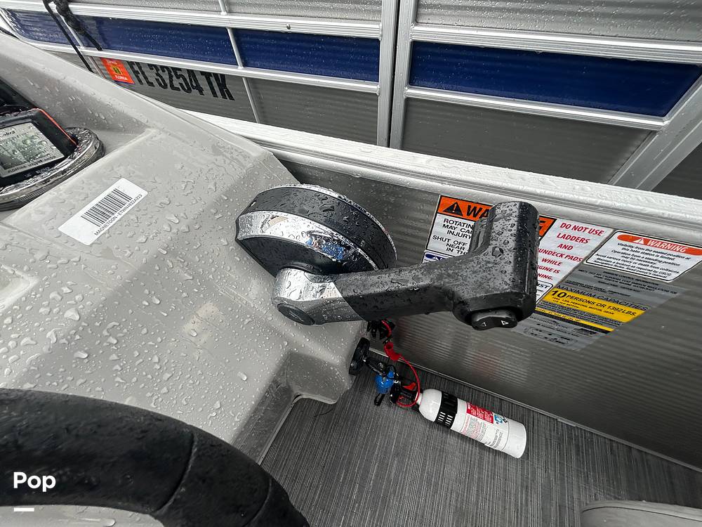 Slide: The Image of Bennington 22 SS 2023 - 15633984