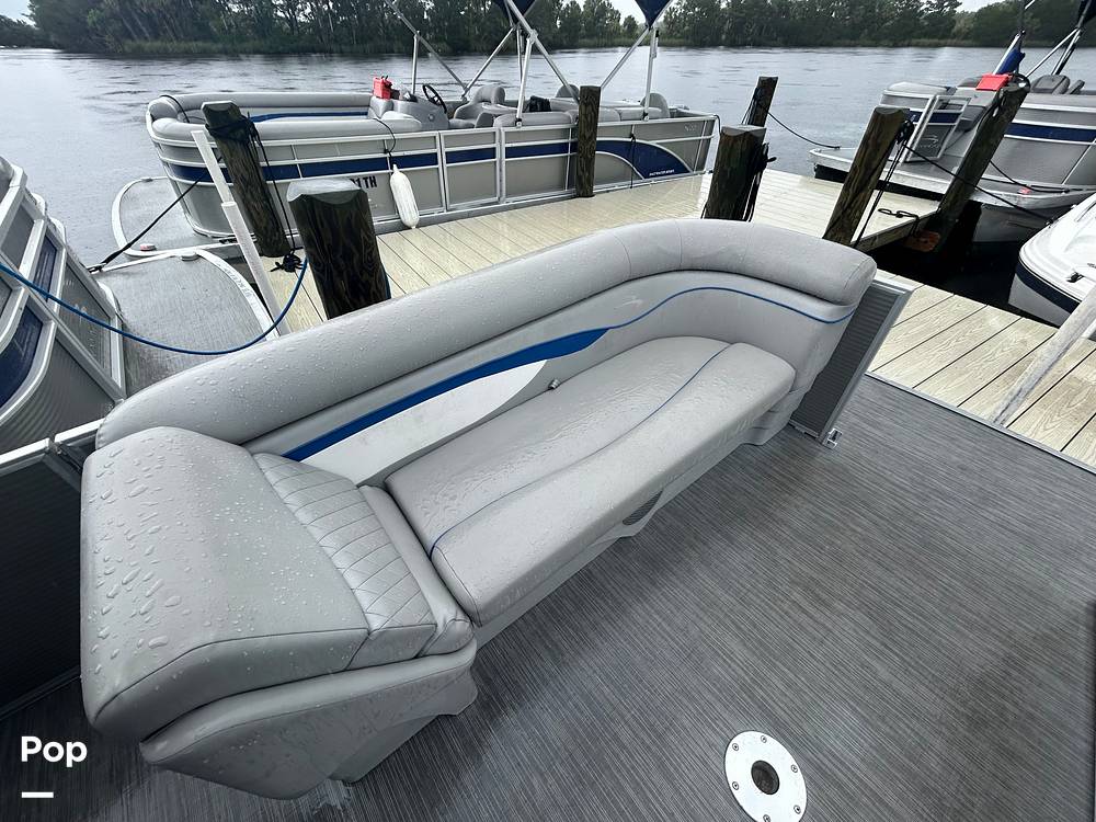 Slide: The Image of Bennington 22 SS 2023 - 15633987