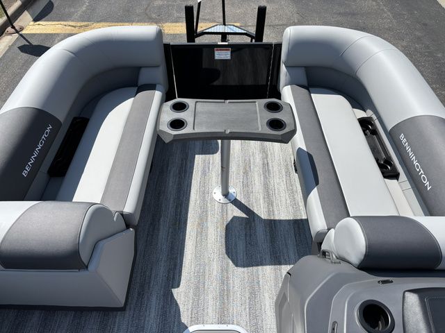 Slide: The Image of Bennington 22 SSR Sport / Yamaha Vmax SHO 200 HP 2026 - 15