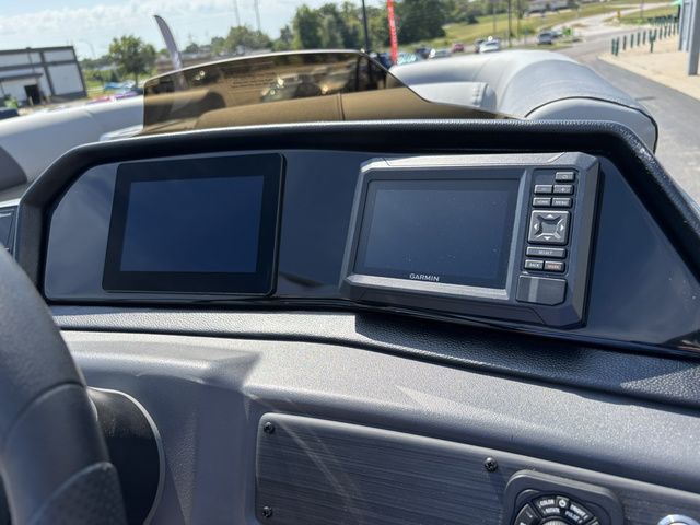 Slide: The Image of Bennington 22 SSR Sport / Yamaha Vmax SHO 200 HP 2026 - 20