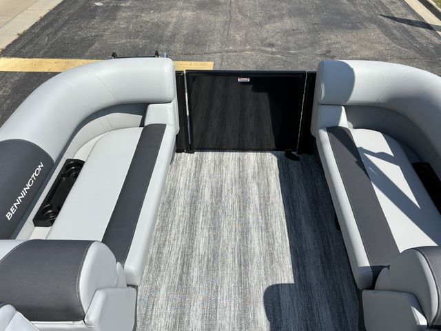 Slide: The Image of Bennington 22 SSR Sport / Yamaha Vmax SHO 200 HP 2026 - 27