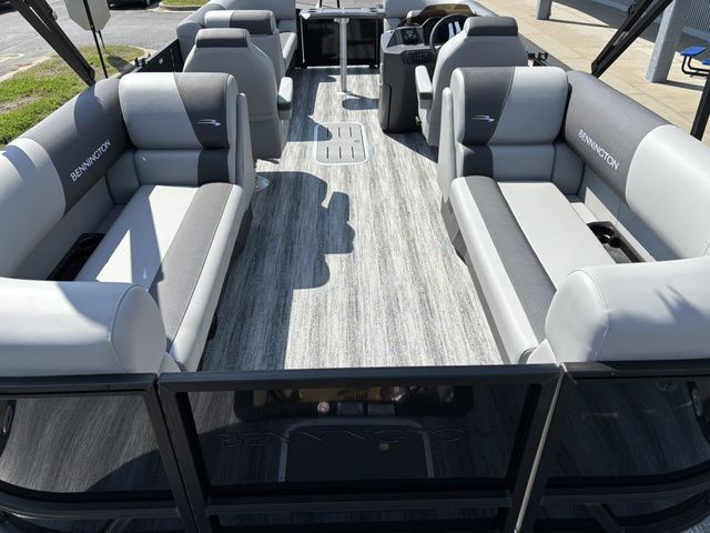 Slide: The Image of Bennington 22 SSR Sport / Yamaha Vmax SHO 200 HP 2026 - 34