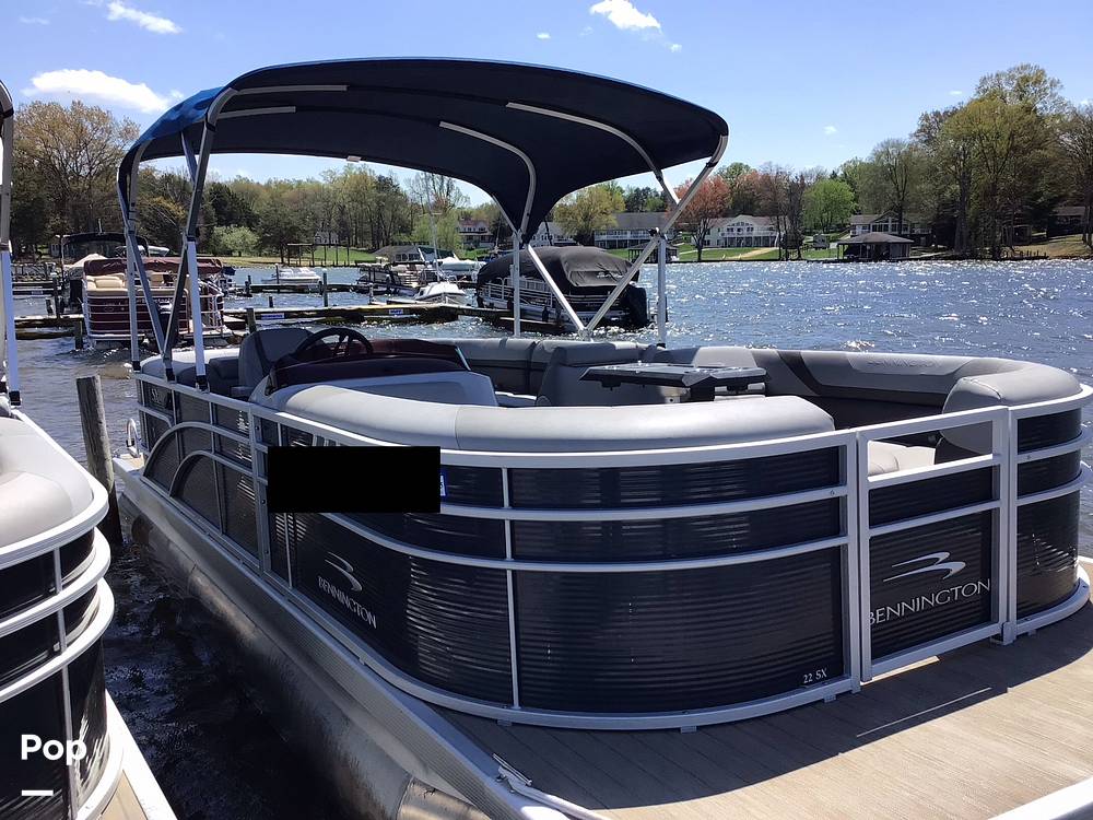 Slide: The Image of Bennington 22SX 2022 - 15333240