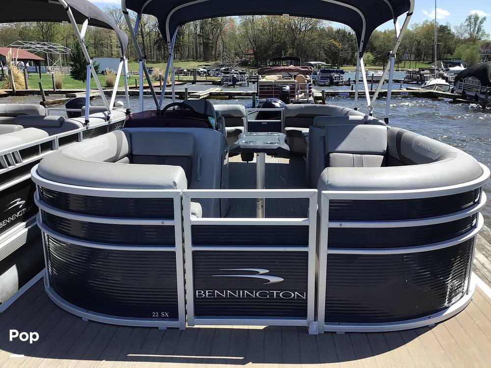 Slide: The Image of Bennington 22SX 2022 - 15333241