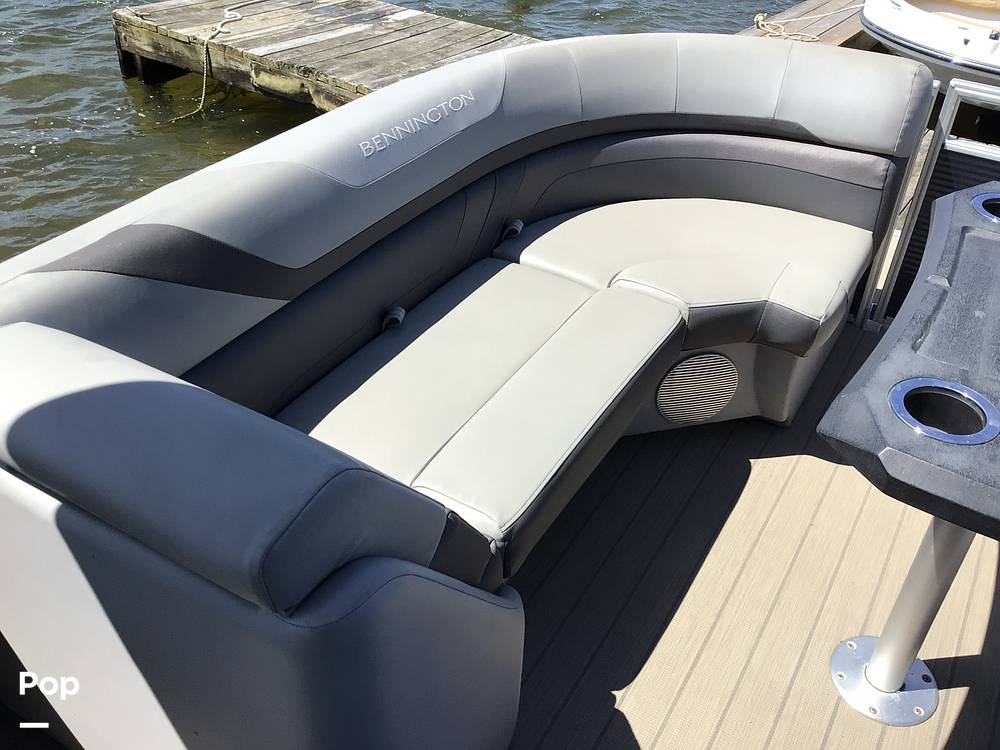 Slide: The Image of Bennington 22SX 2022 - 15333261