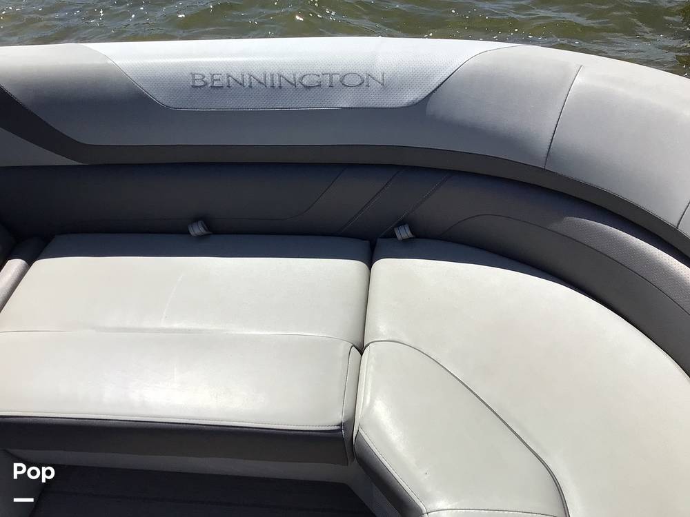 Slide: The Image of Bennington 22SX 2022 - 15333271