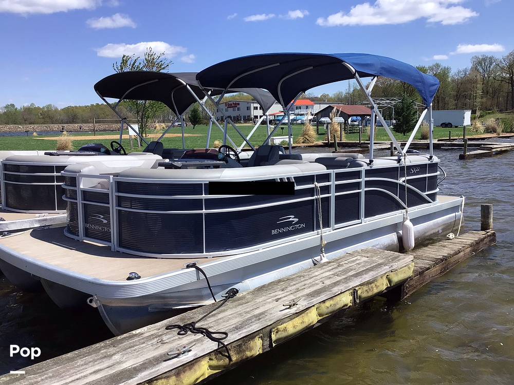 Slide: The Image of Bennington 22SX 2022 - 15333279