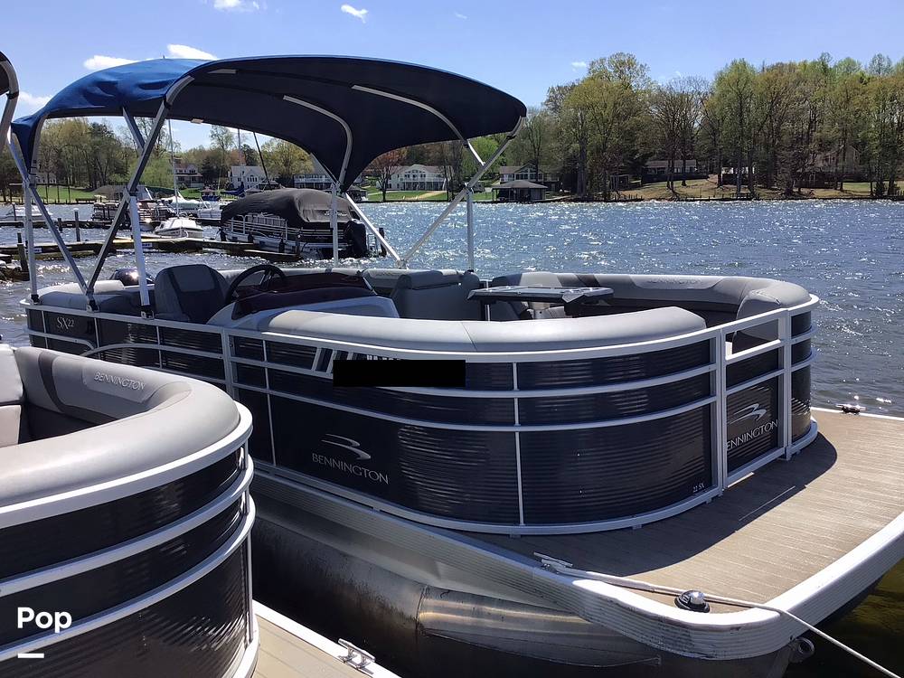 Slide: The Image of Bennington 22SX 2022 - 15333283