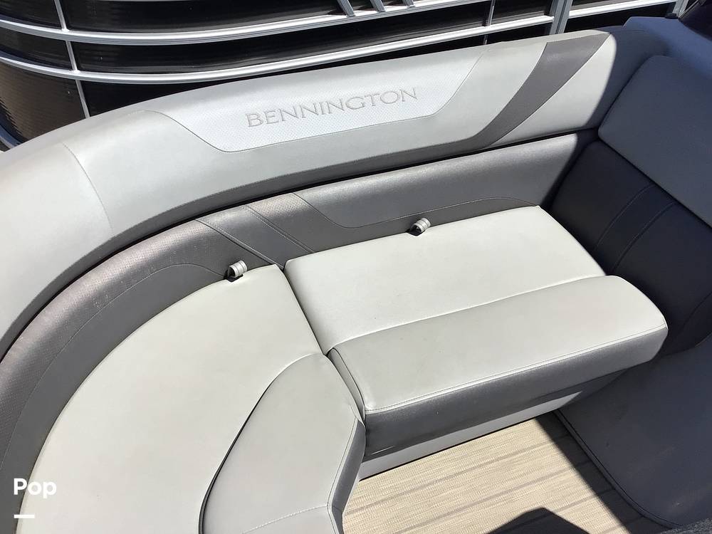 Slide: The Image of Bennington 22SX 2022 - 15333268