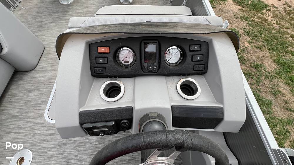 Slide: The Image of Bennington 22 SX Fish 2020 - 15311113