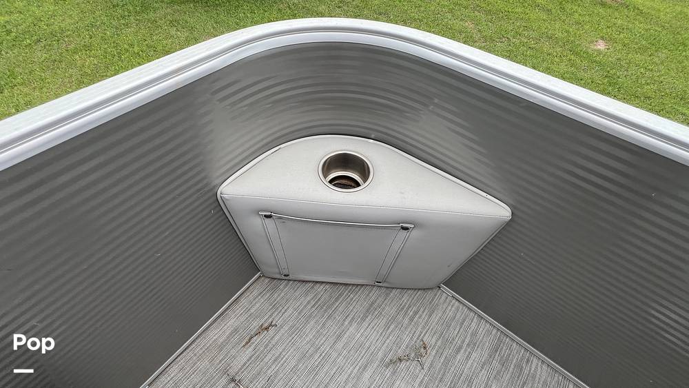 Slide: The Image of Bennington 22 SX Fish 2020 - 15311138