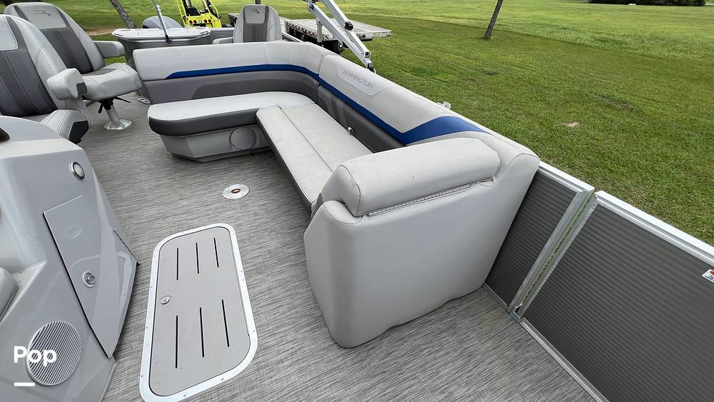 Slide: The Image of Bennington 22 SX Fish 2020 - 15311145