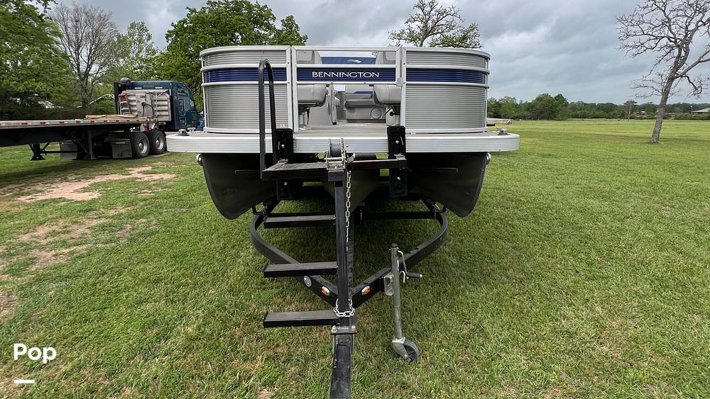 Slide: The Image of Bennington 22 SX Fish 2020 - 15311157