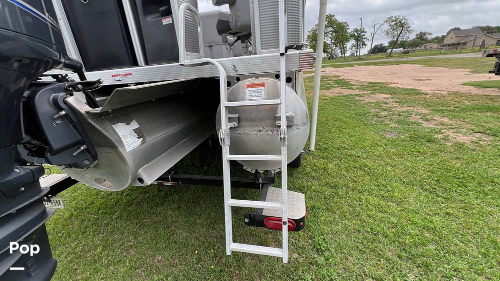 Slide: The Image of Bennington 22 SX Fish 2020 - 15311163