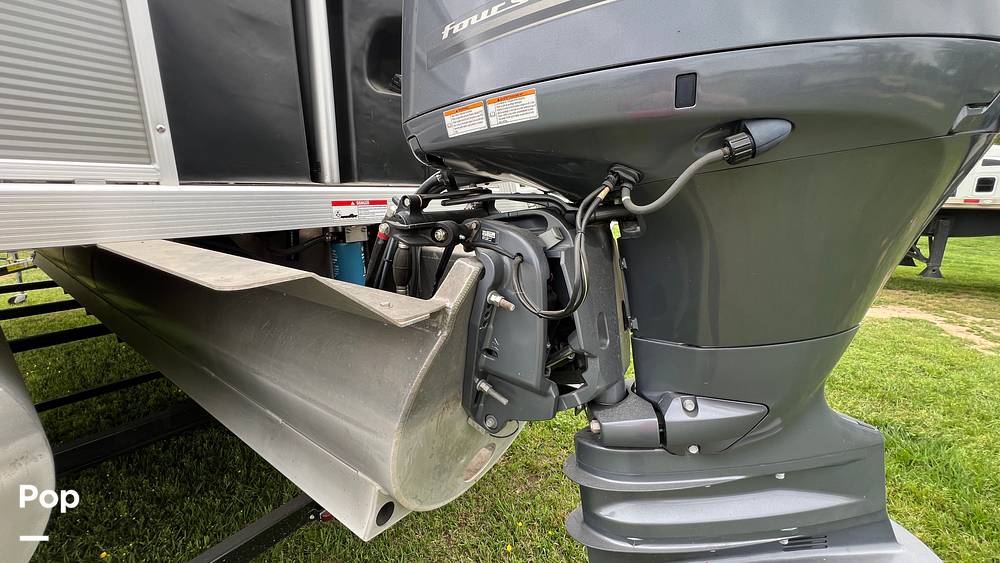 Slide: The Image of Bennington 22 SX Fish 2020 - 15311167