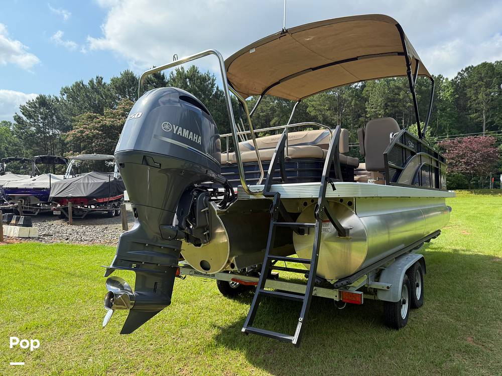 Slide: The Image of Bennington 22SXSB 2023 - 15569702