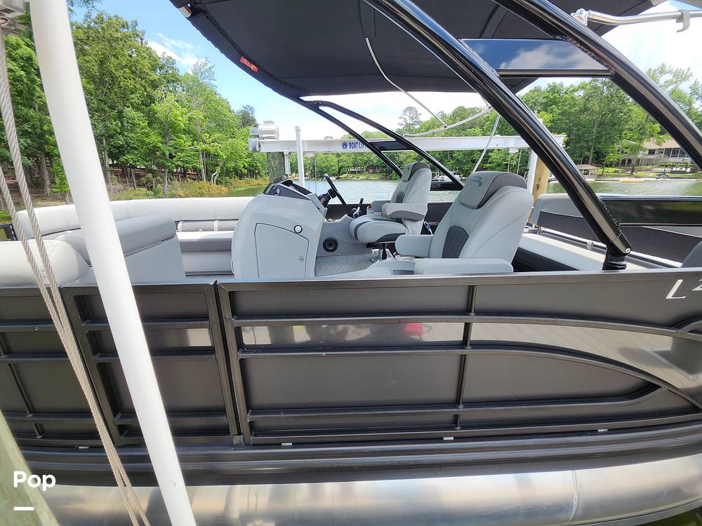 Slide: The Image of Bennington 23 LSBA 2023 - 15453304