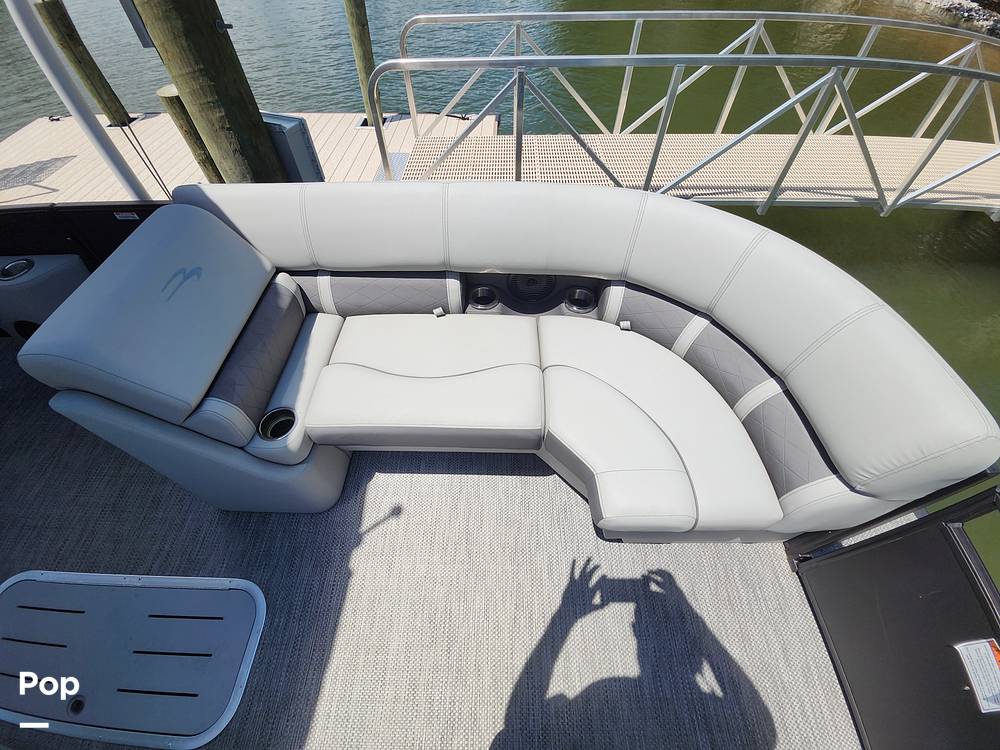 Slide: The Image of Bennington 23 LSBA 2023 - 15453373