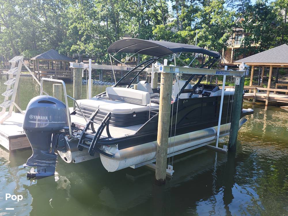 Slide: The Image of Bennington 23 LSBA 2023 - 15454721