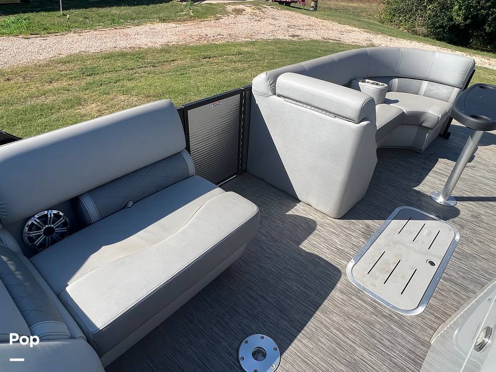 Slide: The Image of Bench Seat - 11408413