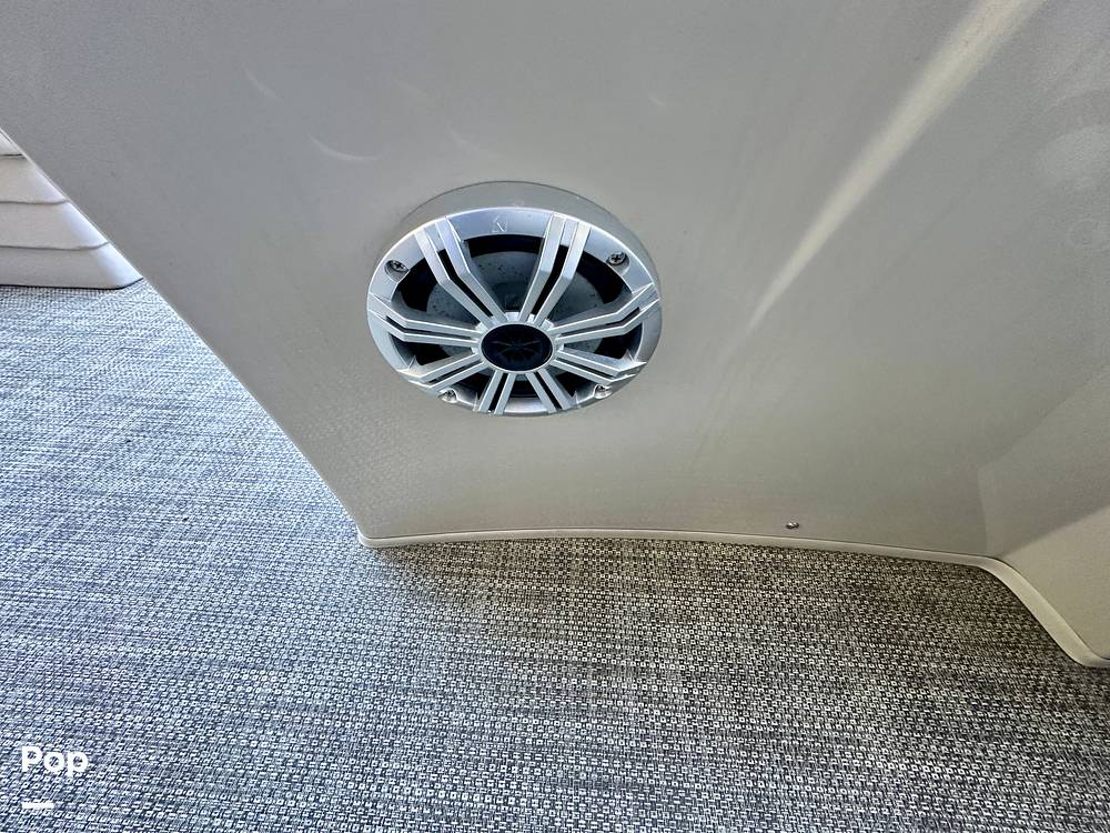 Slide: The Image of Exterior Speakers - 14829165