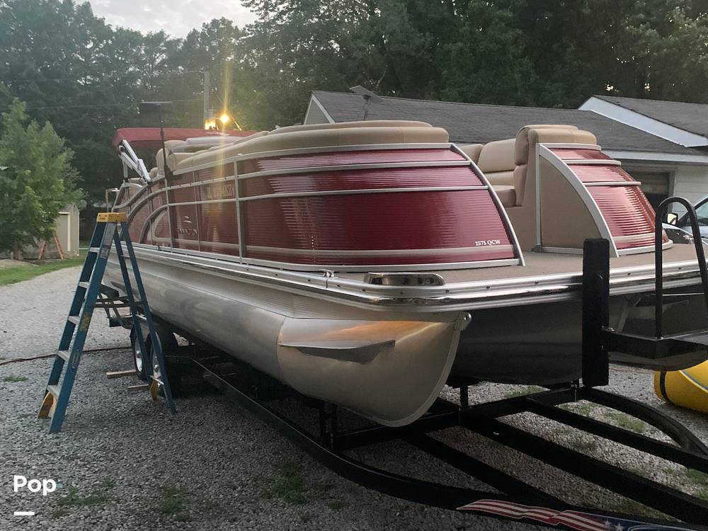 Slide: The Image of Bennington 2575QCW 2015 - 15680562