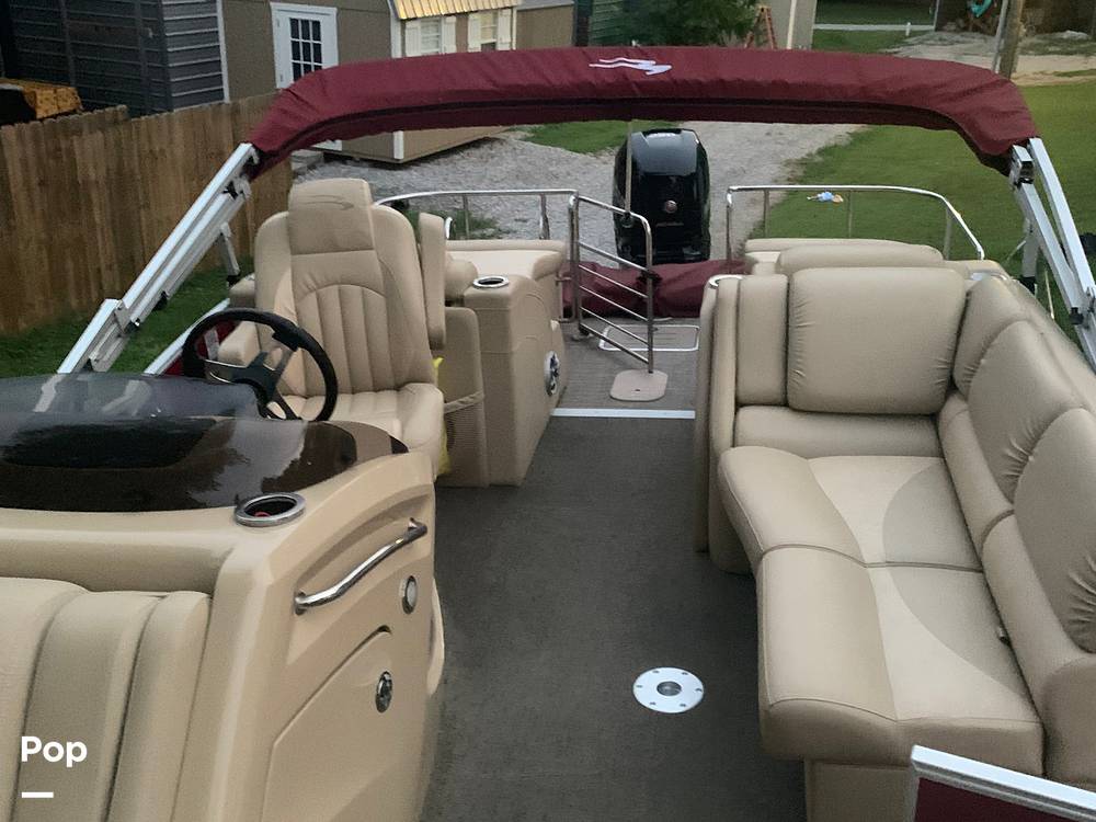 Slide: The Image of Bennington 2575QCW 2015 - 15680570