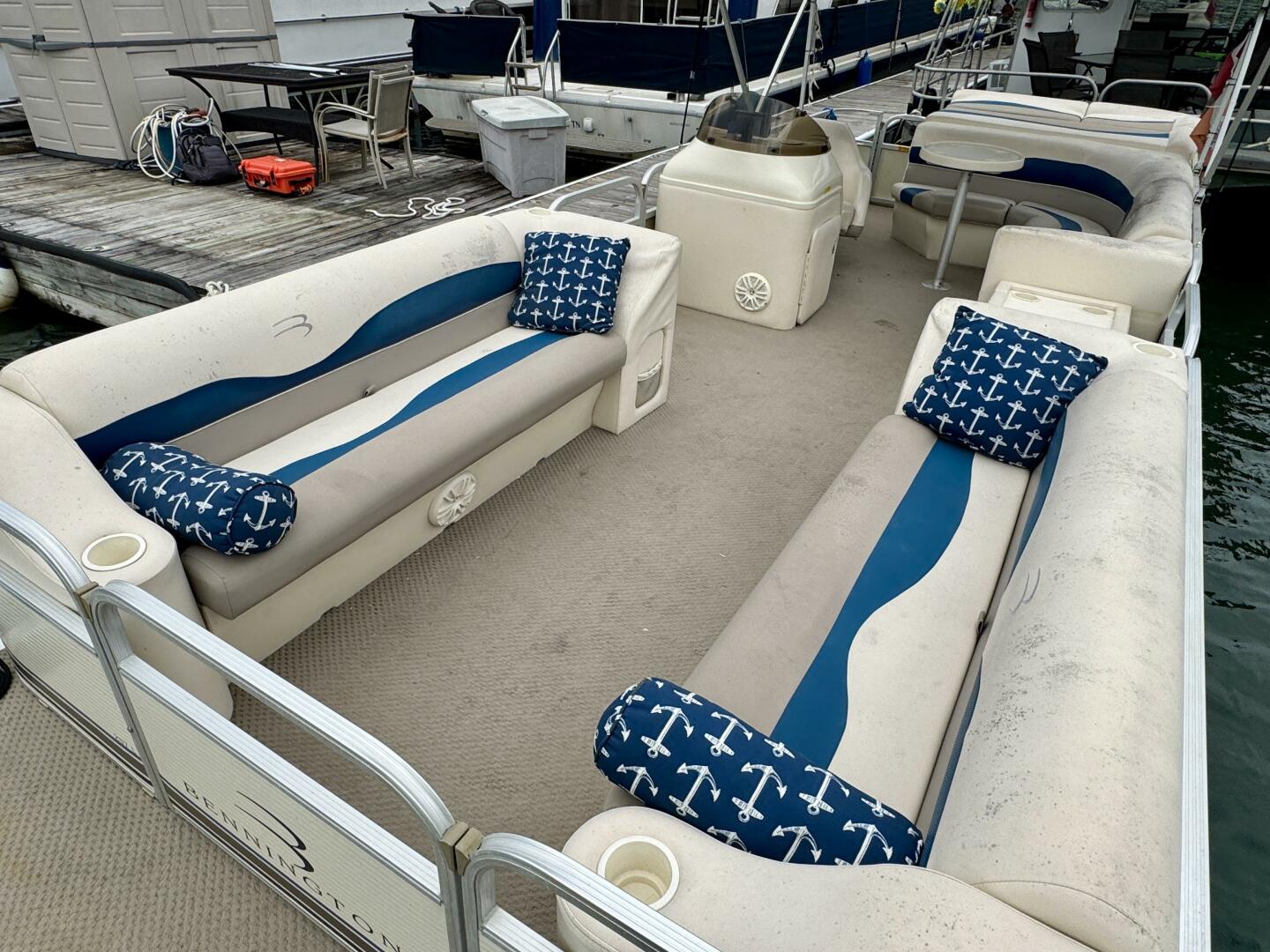 Slide: The Image of Bennington 257L Pontoon Boat 2002 - 5302137