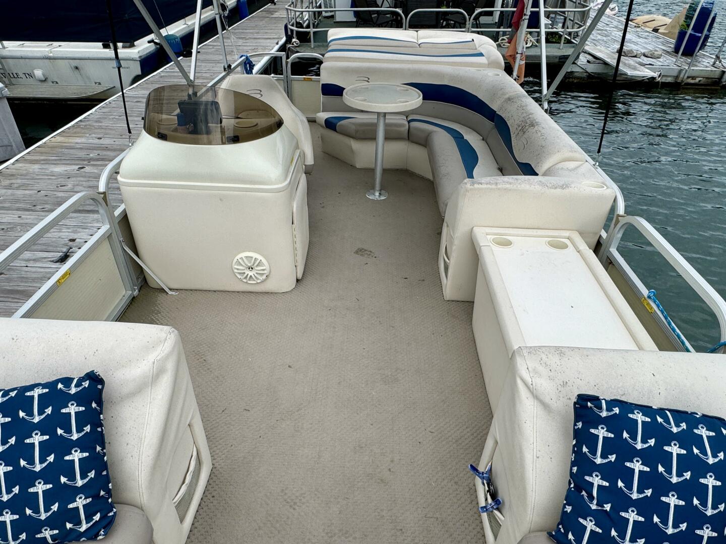 Slide: The Image of Bennington 257L Pontoon Boat 2002 - 5302141