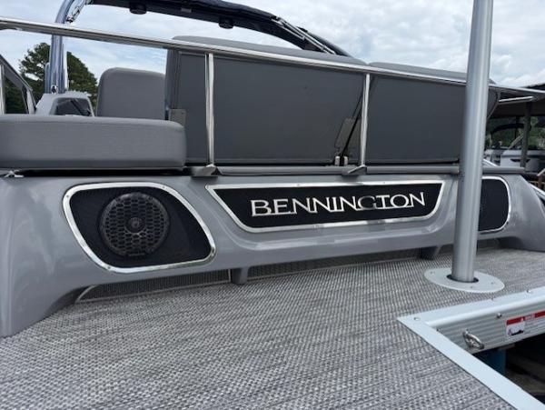 Slide: The Image of 2023 Bennington 25 QSBA pontoon boat, rear view with logo and speaker. - 20