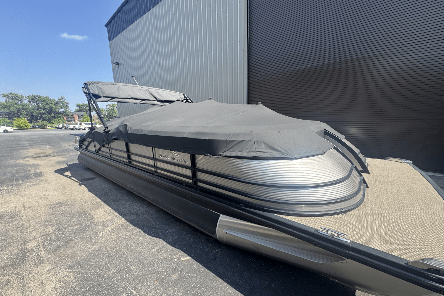 Slide: The Image of Bennington 25 QSB X1 2019 - 4