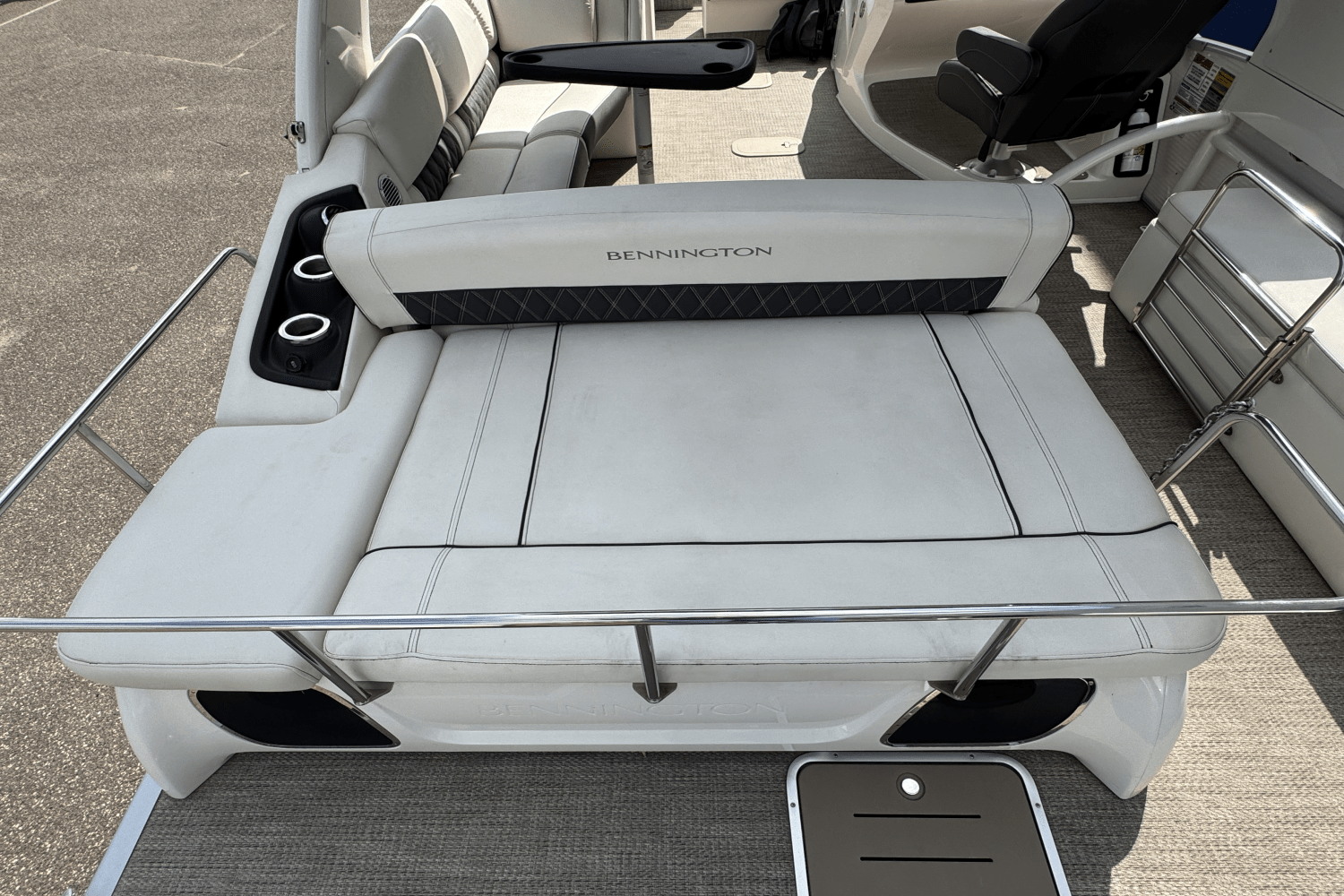 Slide: The Image of Bennington 27QSBAX2-TWIN 2019 - 10