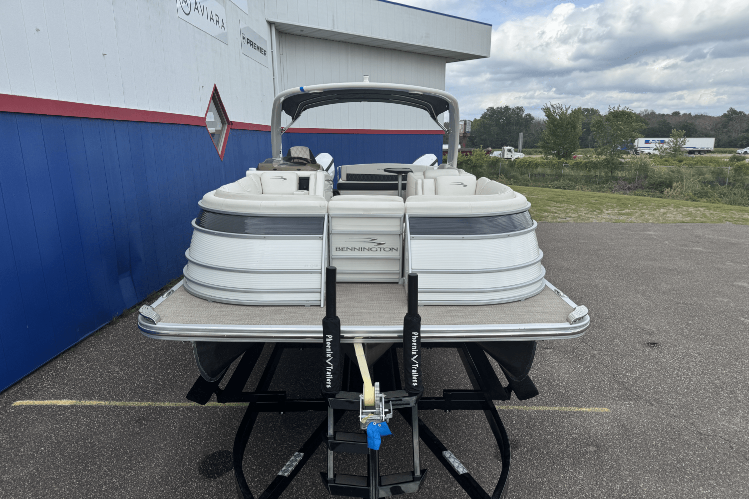 Slide: The Image of Bennington 27QSBAX2-TWIN 2019 - 4