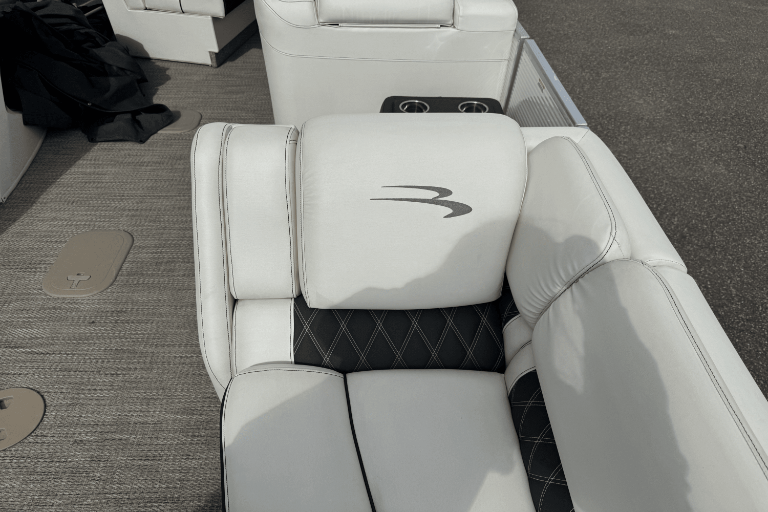 Slide: The Image of Bennington 27QSBAX2-TWIN 2019 - 40