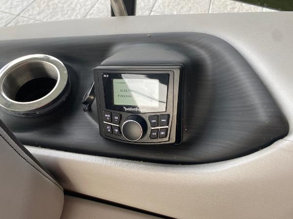 Slide: The Image of Bennington 30 QSBAX2 2020 - 51