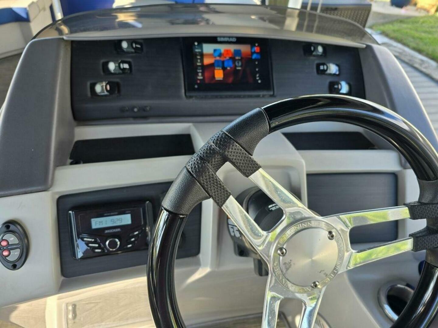 Slide: The Image of Bennington L22 2022 - 4690690