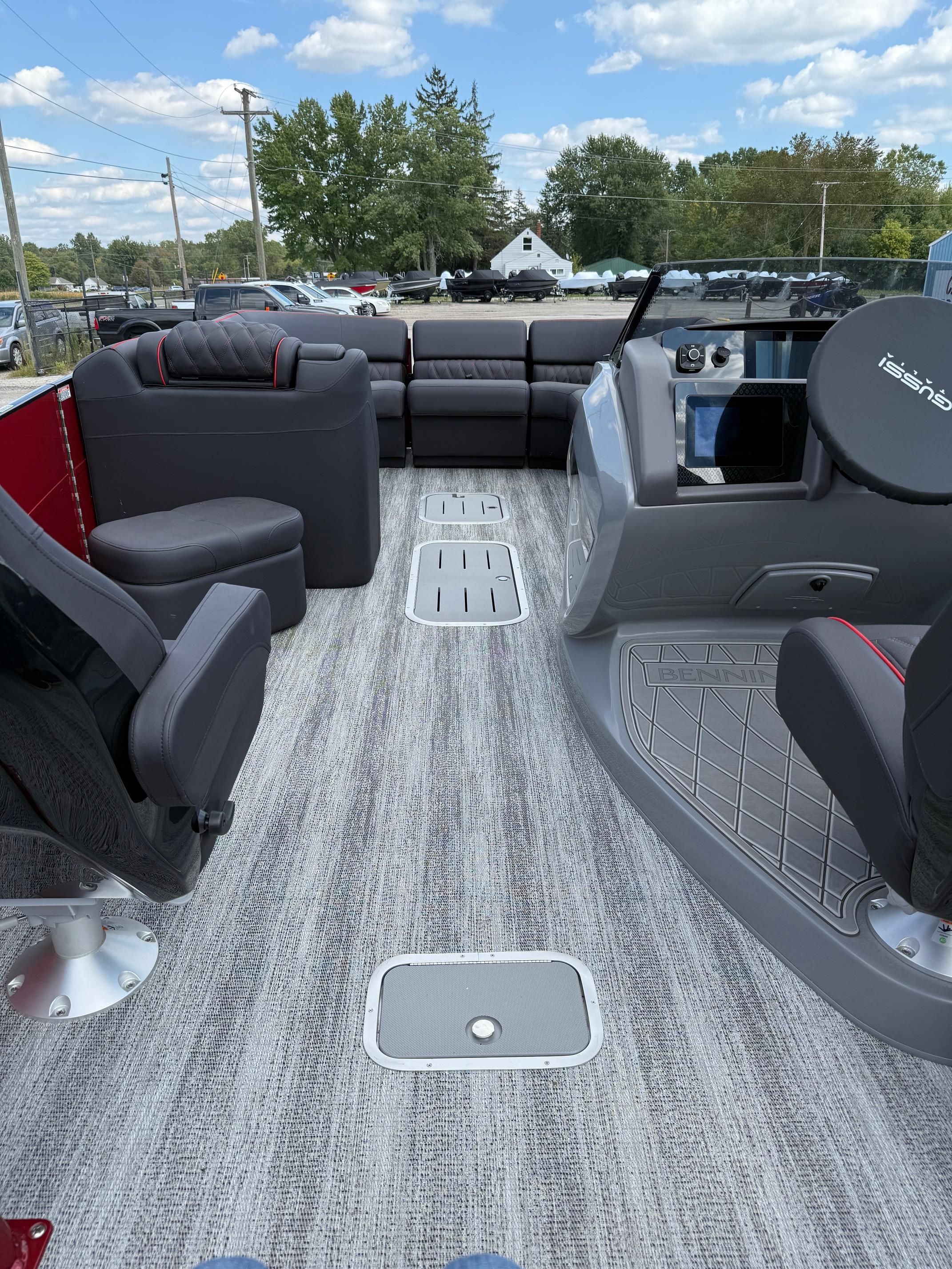 Slide: The Image of Bennington RX Sport Series 25 RXSBA 2025 - 12