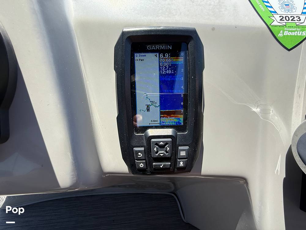 Slide: The Image of Garmin Plotter,depth Finder - 15353453