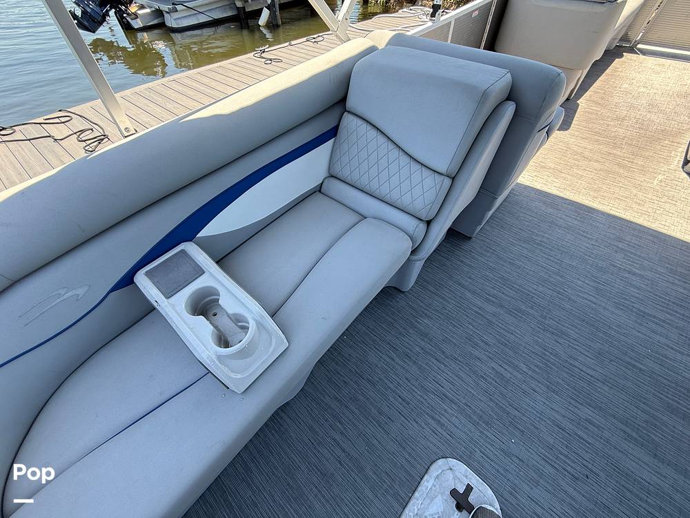 Slide: The Image of Bennington S 22 2023 - 15357118