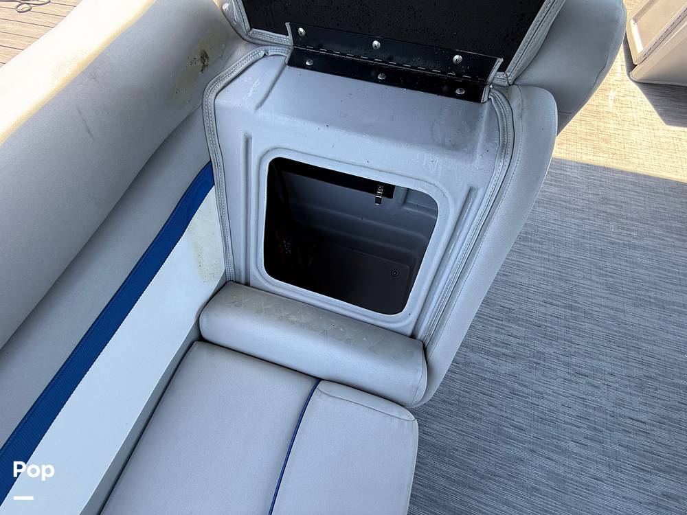 Slide: The Image of Bennington S 22 2023 - 15357119