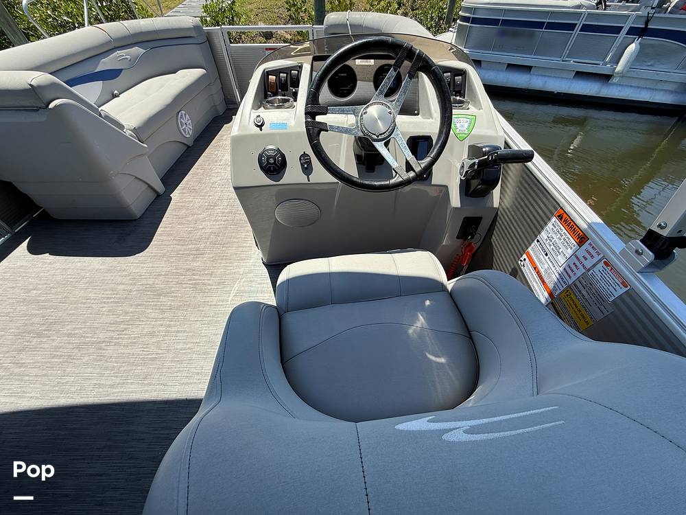 Slide: The Image of Bennington S 22 2023 - 15357123