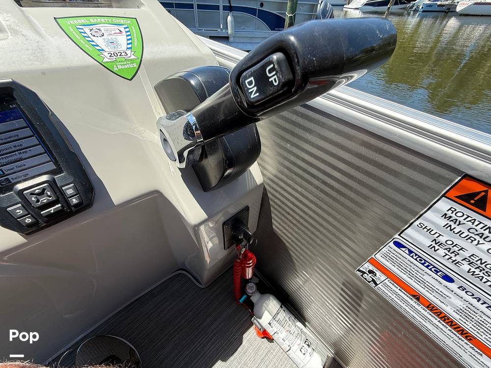 Slide: The Image of Bennington S 22 2023 - 15357131